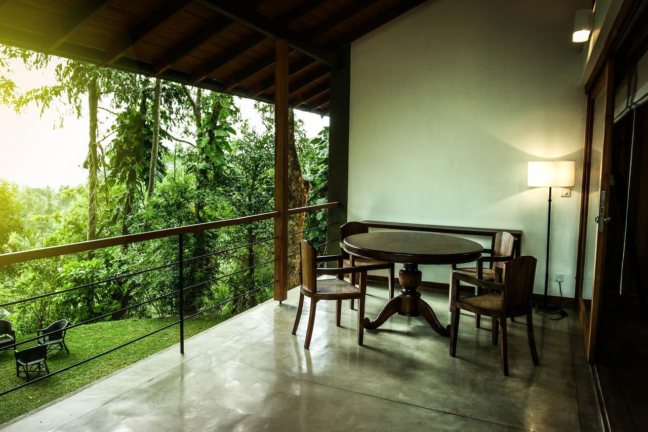 Kings Pavilion Luxury Hotel Kandy Exteriör bild