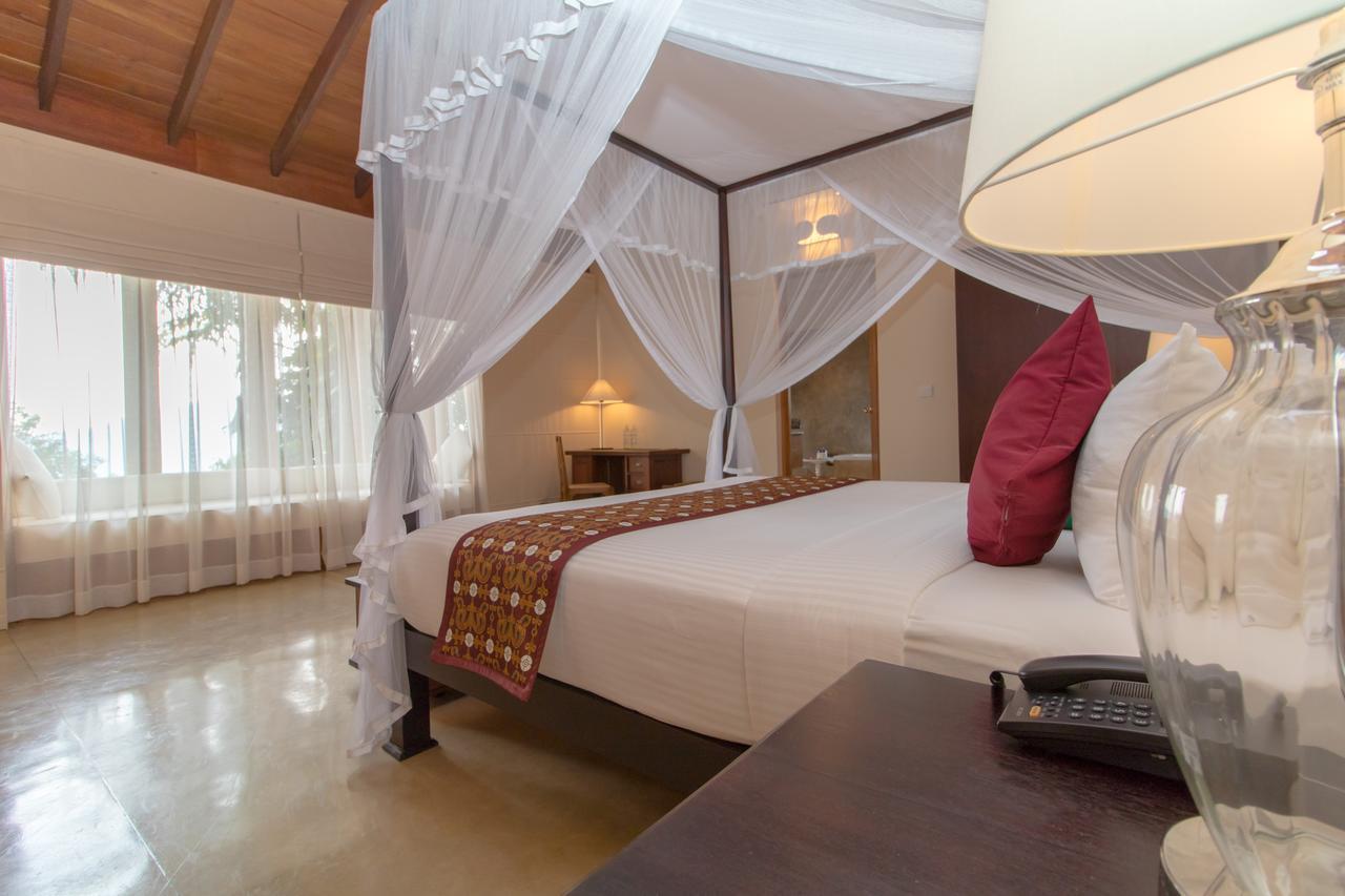 Kings Pavilion Luxury Hotel Kandy Exteriör bild