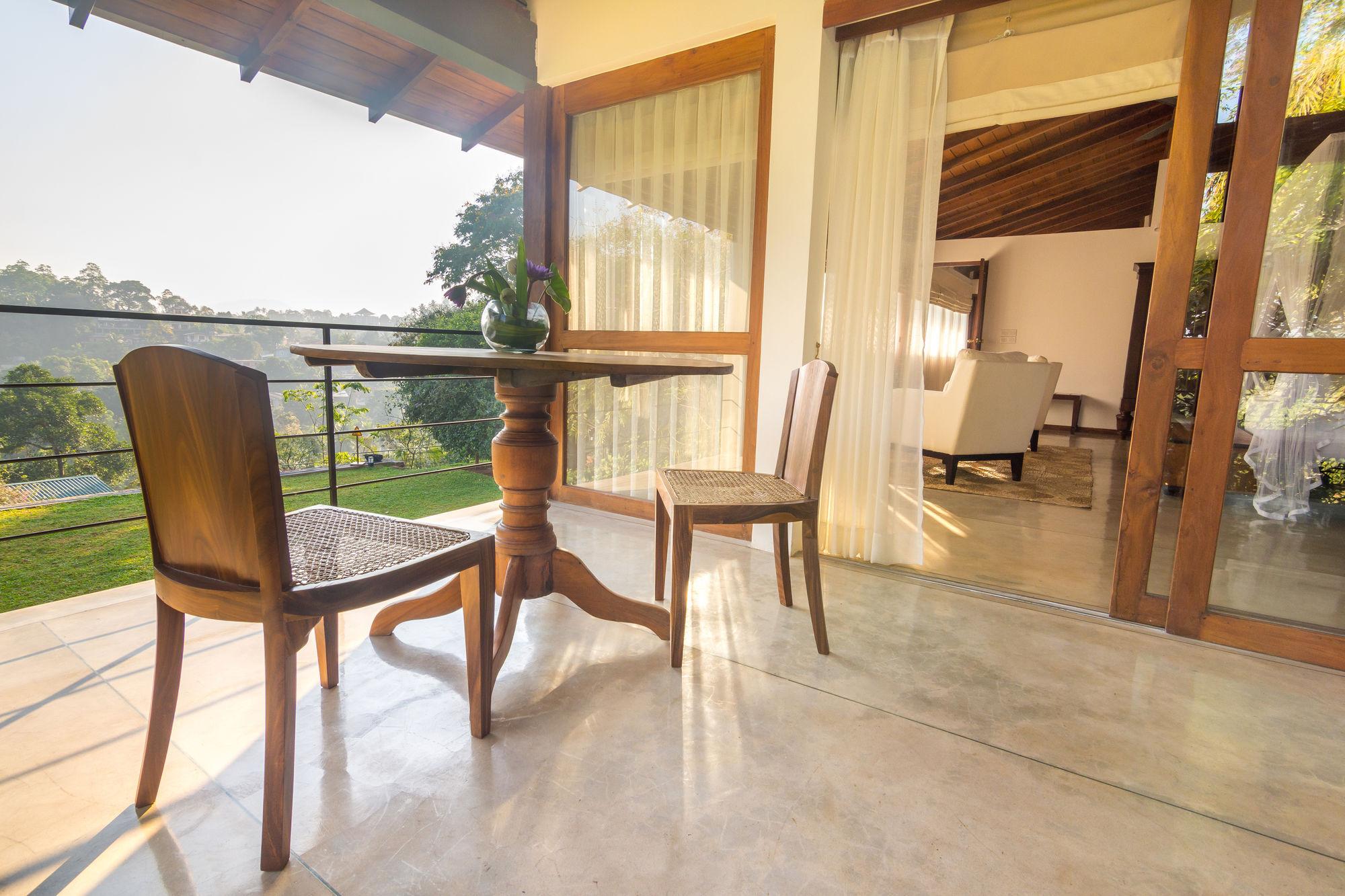 Kings Pavilion Luxury Hotel Kandy Exteriör bild