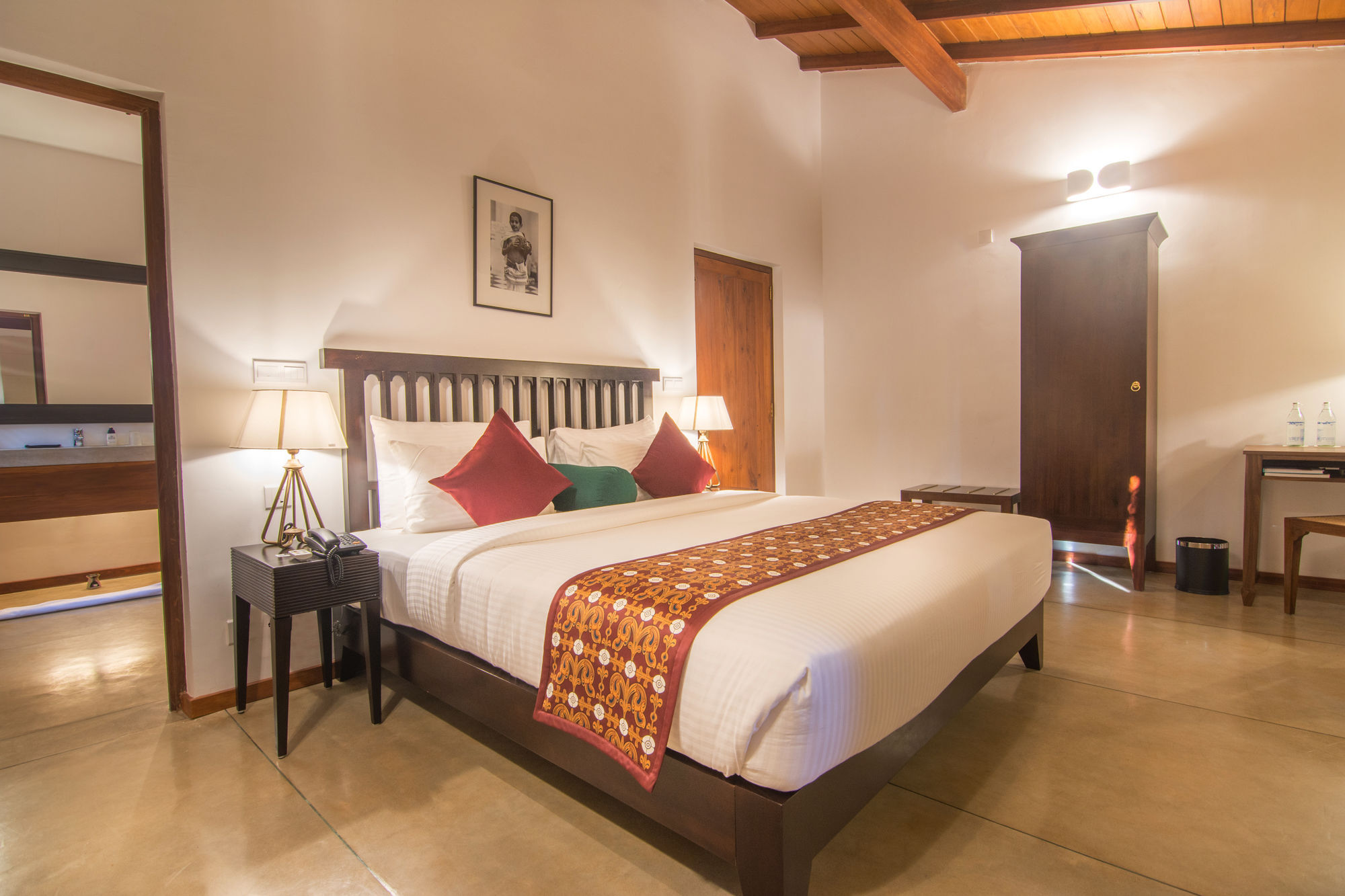 Kings Pavilion Luxury Hotel Kandy Exteriör bild